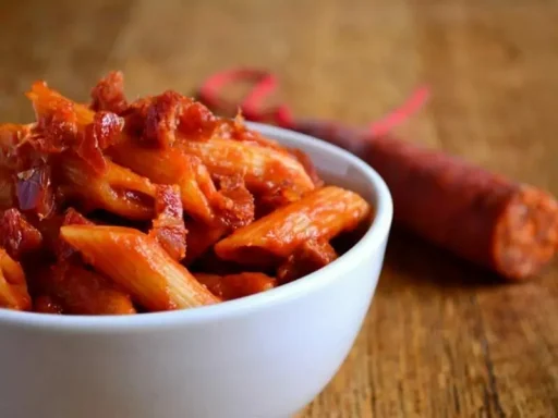 Penne Chorizo 9€