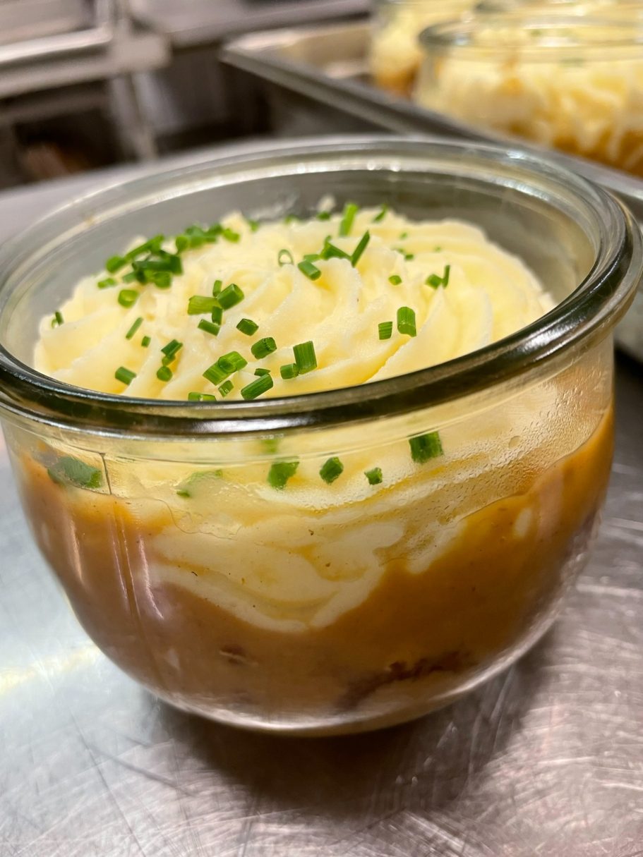 Boeuf au poivre et Purée de pomme de terre Boeuf au poivre et Purée de pomme de terre